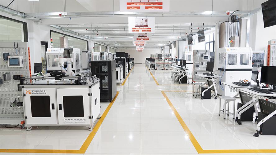 唐山汇博教育工业机器人培训 赋能智能制造，成就高薪未来