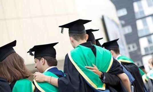加拿大创业移民计划 教育投资吸引众多华人留学生